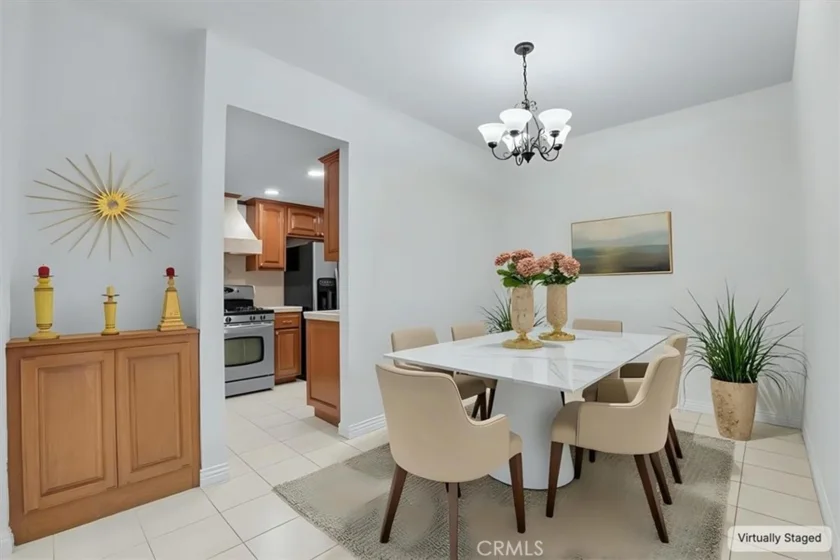17914 Magnolia Boulevard #125 photo 1