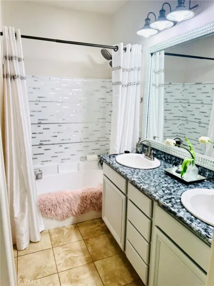 44942 Bellflower photo 19