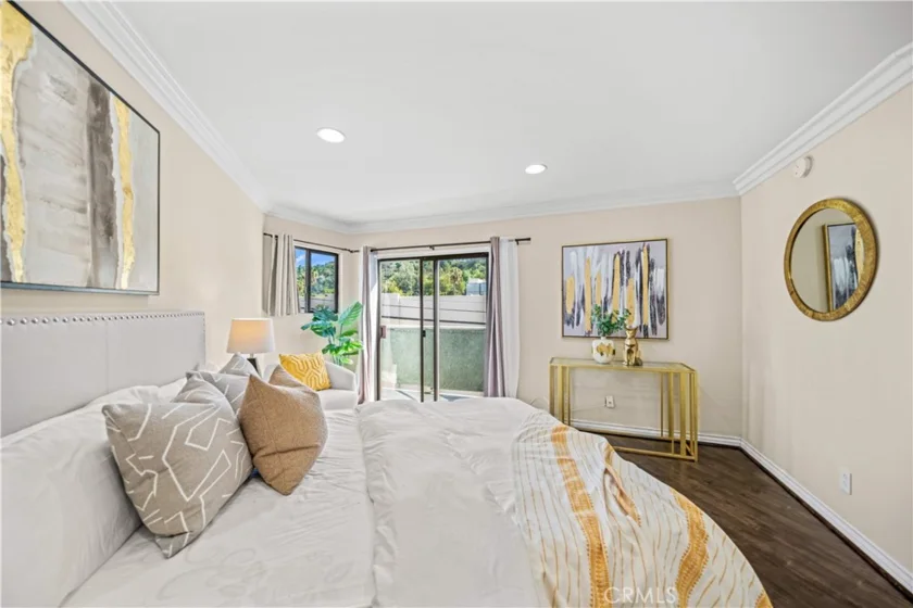 4211 Arch #203 photo 24