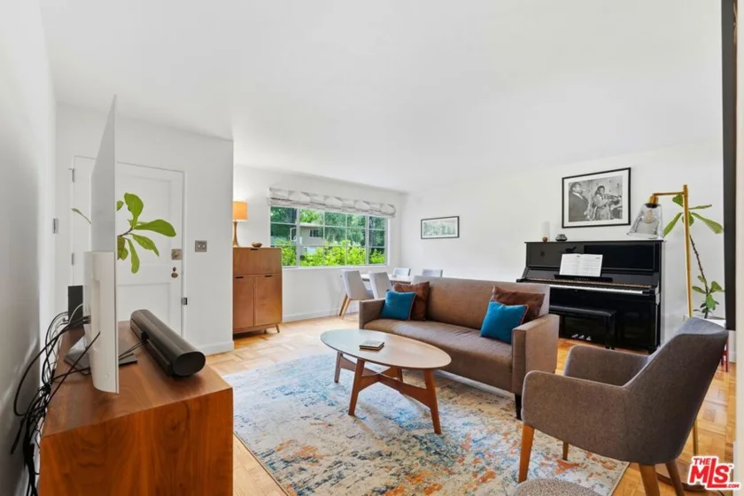 5327 Village photo 1