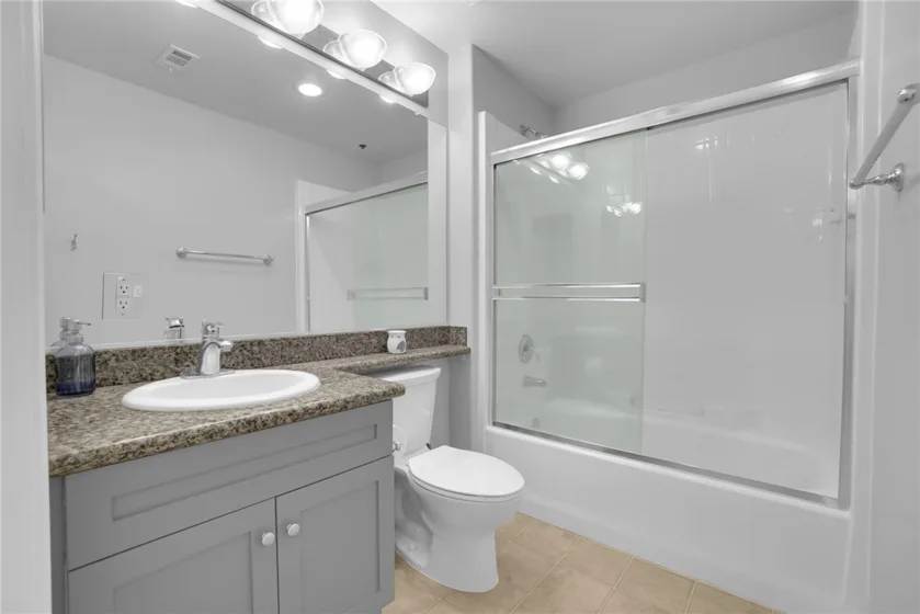 100 S Alameda Street #107 photo 6