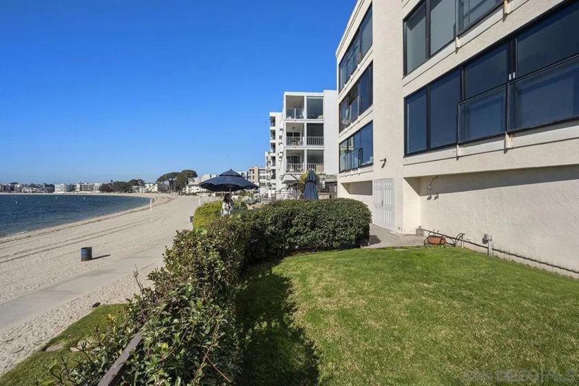 3828 Riviera Drive #2B photo 49