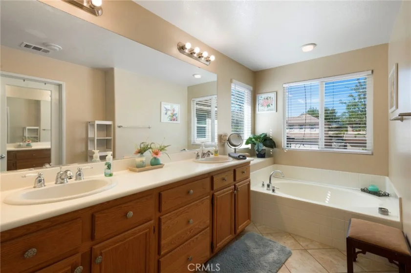37241 Galileo Lane photo 9