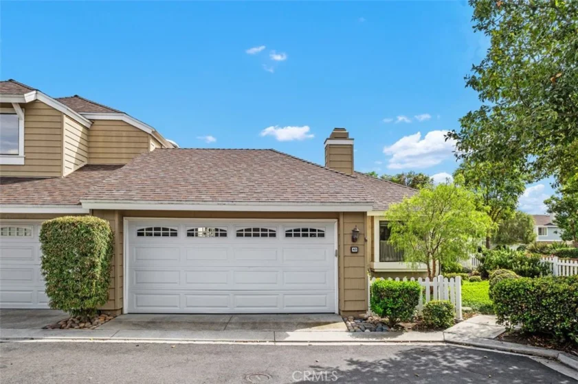 43 Riverstone photo 1