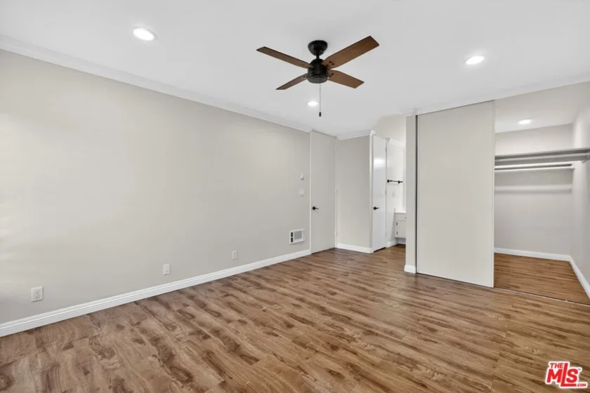 5900 Canterbury Drive #B217 photo 6