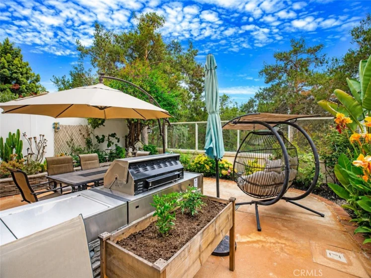 37 Mira Mesa photo 24