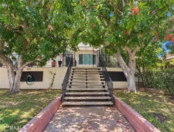 909 E Garfield Photo