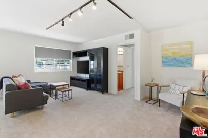 1015 E Spazier Avenue #205 Photo