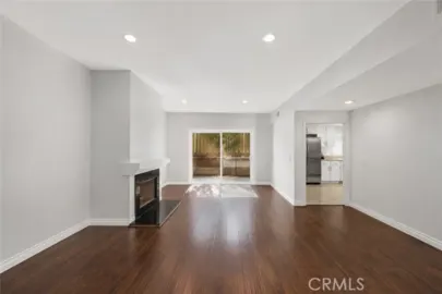 1026 S Marengo #2 Photo
