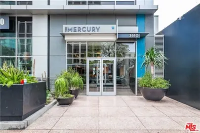 3810 Wilshire Boulevard #1209 Photo