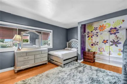 7904 Laurel Canyon #12 Photo