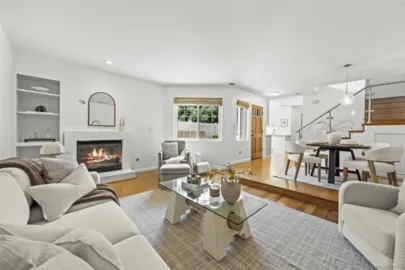 558 E Avenue Photo