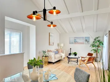 2720 W Segerstrom #D Photo
