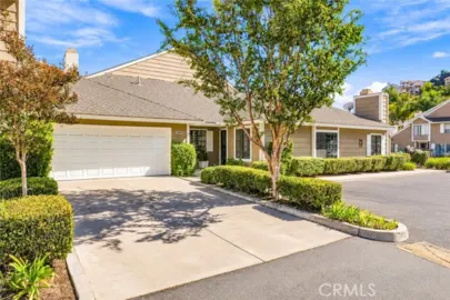 5049 E Almond Avenue #4 Photo