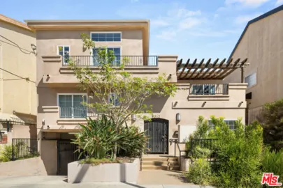5312 Denny Avenue #7 Photo