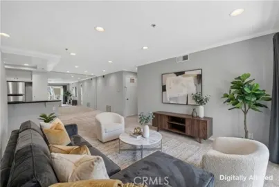 2800 Keller #70 Photo