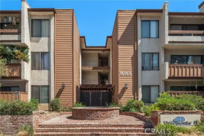 15155 Sherman Way #60 Photo