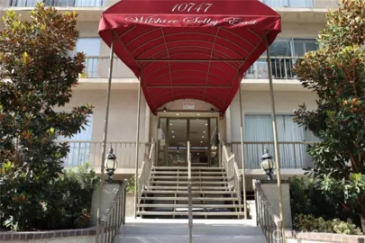 10747 Wilshire #505 Photo