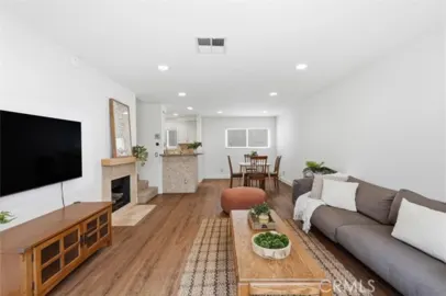 1747 Barry Avenue #106 Photo