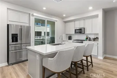 1472 W Sunrise Lane Photo