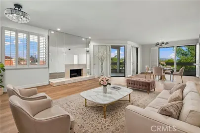 17140 Burbank #207 Photo