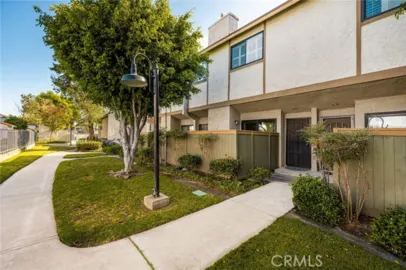 2000 W Palmyra #10 Photo