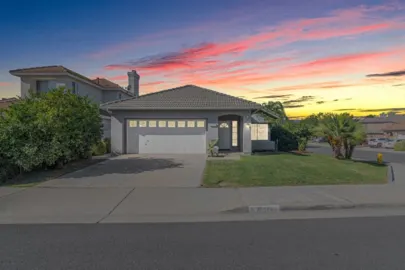 30423 Shoreline Drive Photo