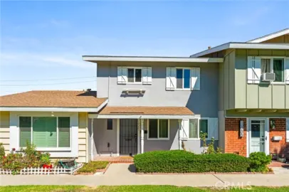 10203 Holburn Photo