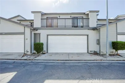833 Amberwood Photo