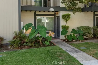 6107 Orange Avenue #11 Photo