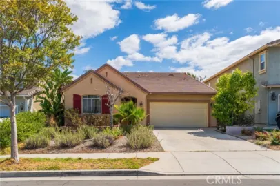25326 Grandfir Court Photo
