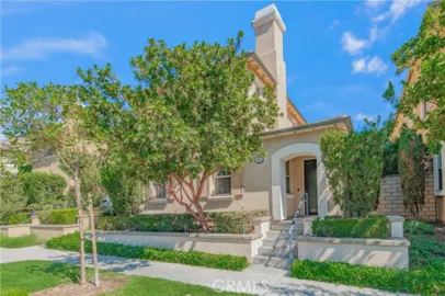 83 Twin Gables Photo