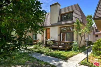 9000 Vanalden Avenue #123 Photo