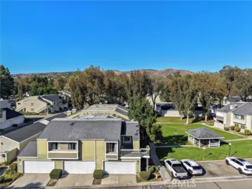 23405 Cambridge Photo