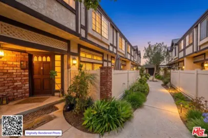 20737 Roscoe Boulevard #704 Photo
