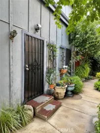 9346 Van Nuys Boulevard #4 Photo