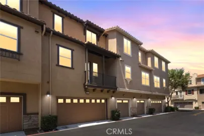 32 Aliso Ridge Photo