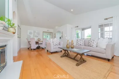 2310 Cascade Photo