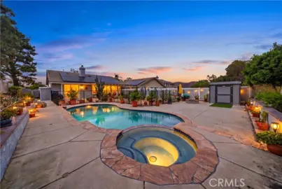 27432 Cobble Photo