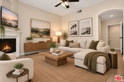 11112 La Maida Street #14 Photo