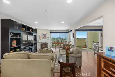 280 Cagney Lane #209 Photo
