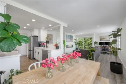 100 Loma Avenue #404 Photo