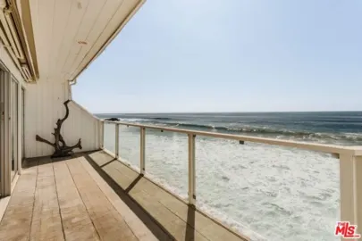 25124 Malibu Road Photo