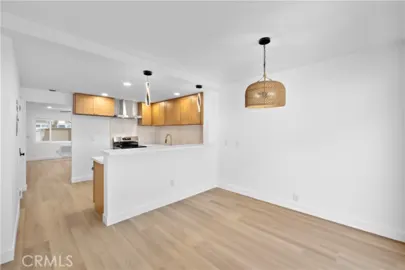 655 W 6th #A Photo