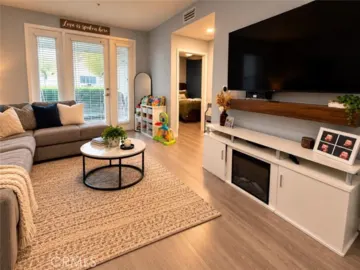 1801 E Katella Avenue #1067 Photo