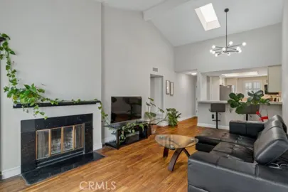 645 Chestnut Avenue #305 Photo