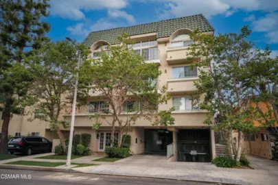 4348 Mammoth Avenue #203 Photo