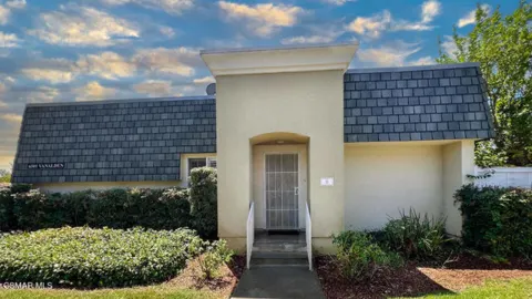 6501 Vanalden Avenue #6 Photo