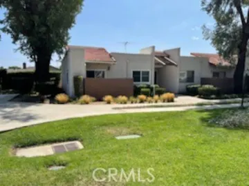 17572 Vandenberg Lane #01 Photo