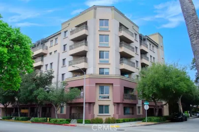 931 E Walnut Street #316 Photo